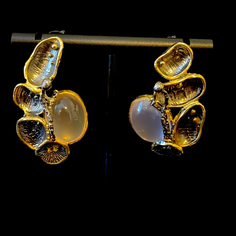 Silver and rose quartz earrings, handmade. Gold accents.